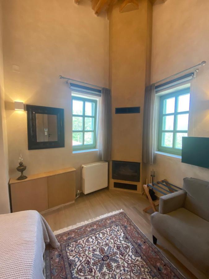 Aristi Boutique Stonehouse With Attic Lägenhet Exteriör bild